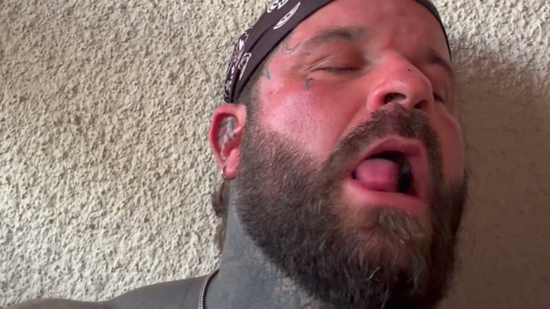 The Gay Quadzilla: Tattooed Muscle Man Gets a Facial