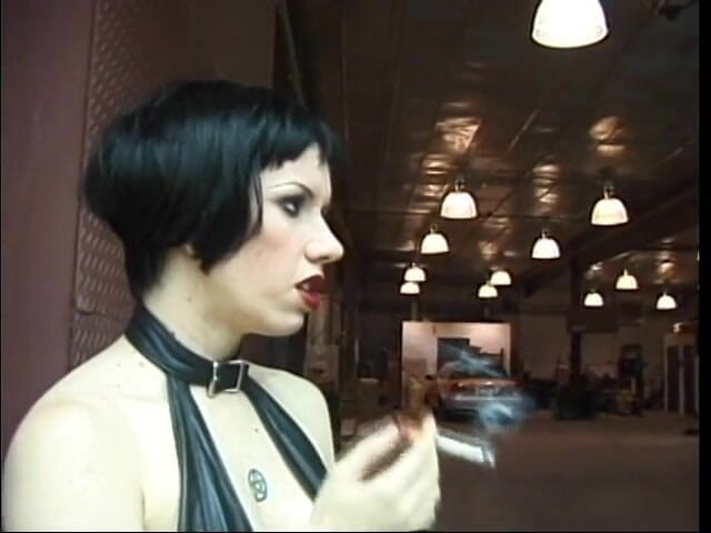 Girl on Girl: Due puttane lussurri adorano approfittare di una mora all'aperto