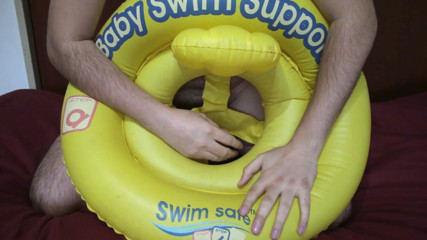 Inflatable Lovers: Der gelbe float