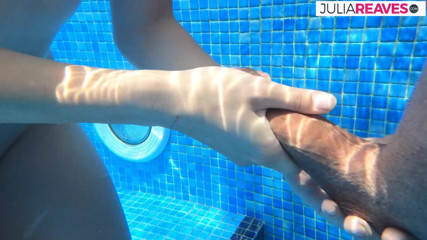 Watch me DEEPTHROAT: he took us at the pool
