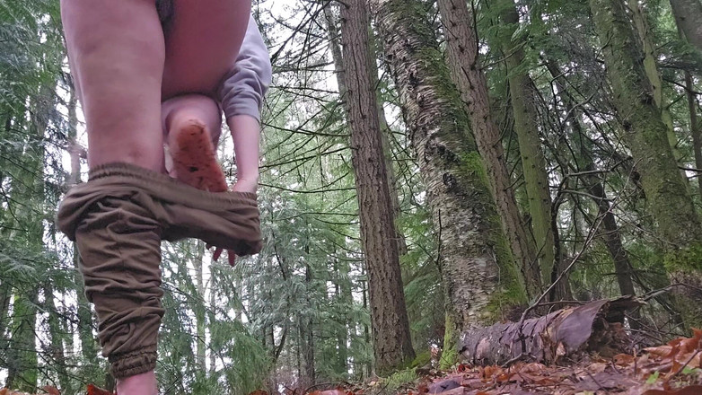 Nerdy_faery: Barfuß-wanderer, Böser Tanga