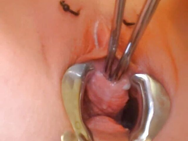 German Sub Sklavins Peehole Stimulation! (SklavinS)