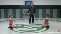 Ultimate surrender by Kink: Ariel X "the Assassin" (2-0) vs Karrlie Dawn "the Anvil" (0-1)