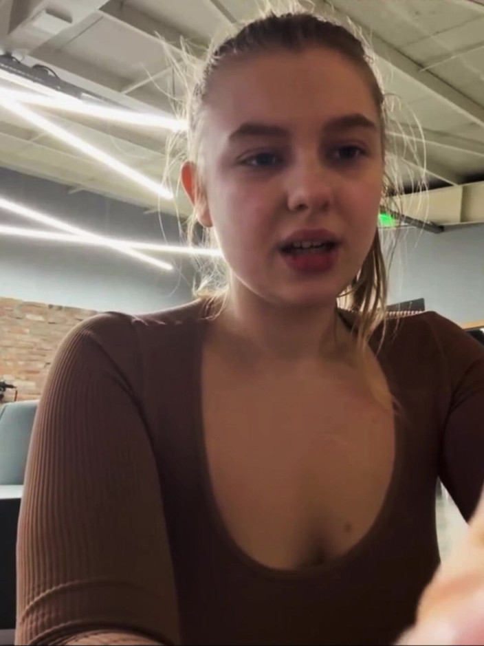 JuiceLussie:  Extreme Double Penetrating and Training at the Gym