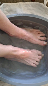 Simp to My Veiny Feet Soaking in a Foot Bath