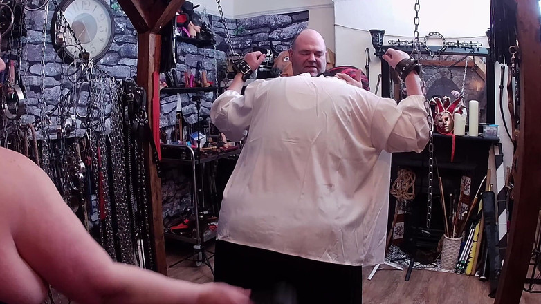 Aaexperinces trans: Parte 1: Lanista Bear y Domina Satana toman Stephanie_nicole tv en...