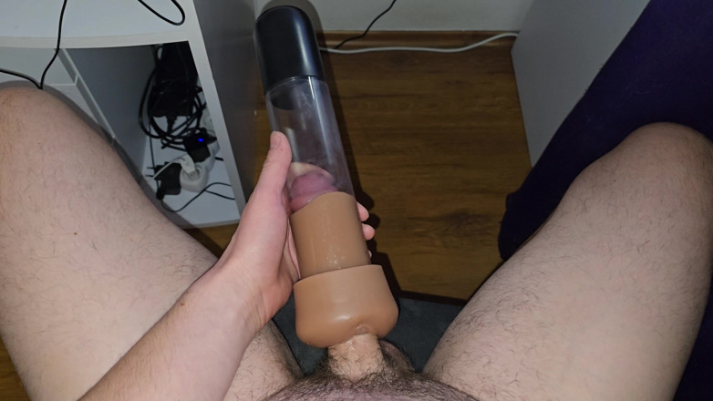 Fap_man93: Pula mea versus pompă de vid - urmărind cum devin mai...