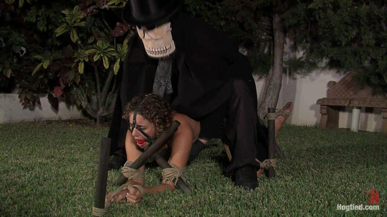 Hogtied by Kink: วัน Cabo ของคนตาย ตอน 4 จินตนาการ