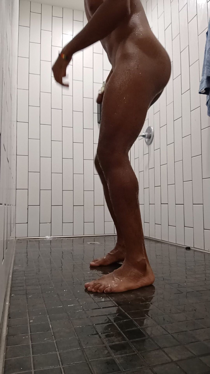 Karma Rainbow Smith D: Gym Showers