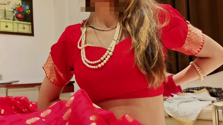 Sassysonia: Desi indická čerstvě vdaná bhabhi nemůže ovládat své emoce a přesvědčila...