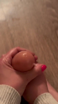 Footjob sexy avec fétiche avec gode, séance POV avec Artemisia Love