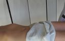 Cuckoby: Tukang pijat thailand dicrot sperma hangat di tangan tukang pijat...