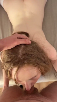 POV Sex oralny ze spermą w ustach i połykaniem