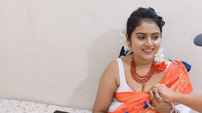Your-Eshita: Video especial de Pehela Boishak. India hermosa chica follando vide...