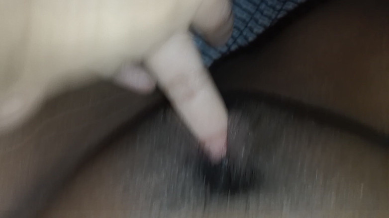 rebelde502: Kobieta nie może oprzeć się pokusie