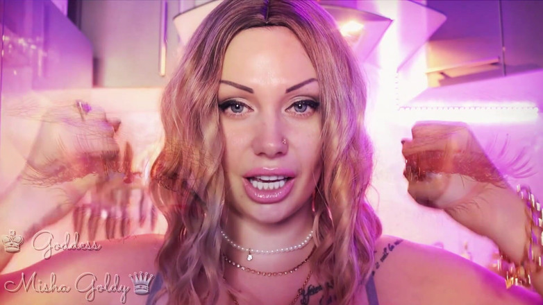 Goddess Misha Goldy: Ti piace pagare per essere detto di annusare e masturbarti!...