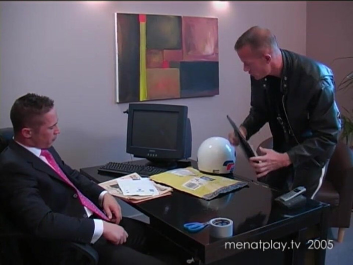 MenAtPlay: dilivri XXX