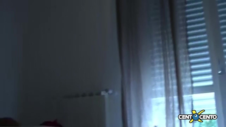 CentoXCento Italia: Oana ve Gizli Arkadaşı (film tamamlandı)