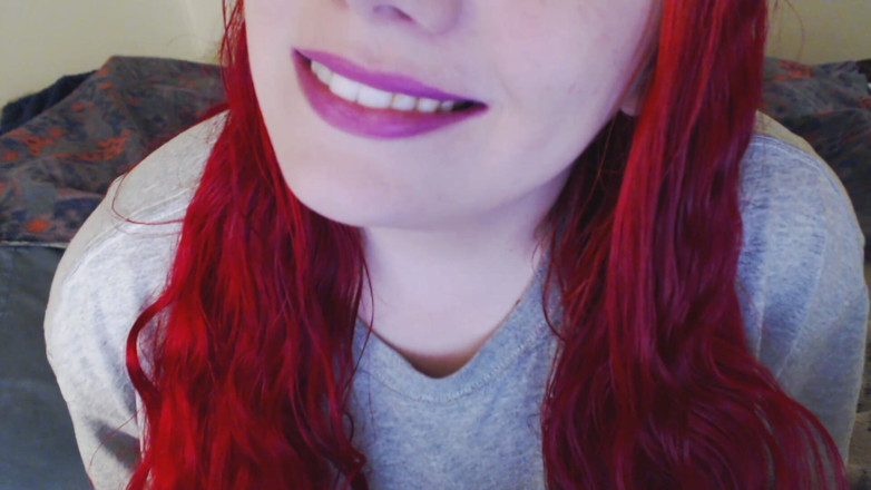 Scarlet Vixen: Rossetto e bocca feticcio labbra viola
