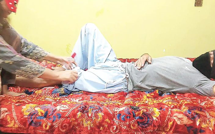 Pakistani CoupleX: Indyjski teść teścia ma penisa out, hindi audio