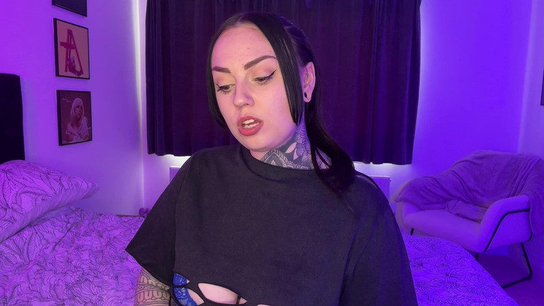 Miss Valentina: Bilgilerinizi Silin