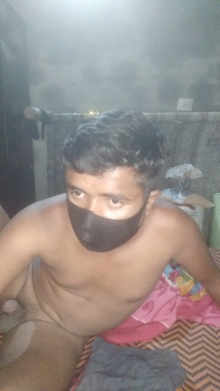 Dream girl india: Des spams sexuels très durs se retirent