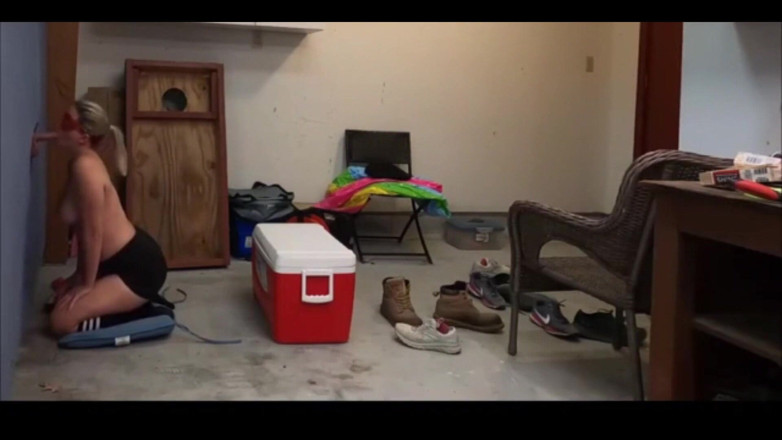 ScarlettRavenXO: Wife's First at Home Gloryhole with a Local Fan