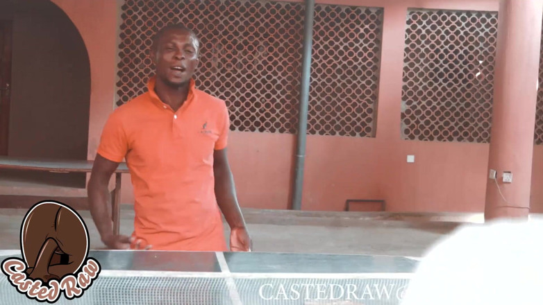 Castedraw: phuhaar chhorne vaali vetres ki do landon dvara chudaee