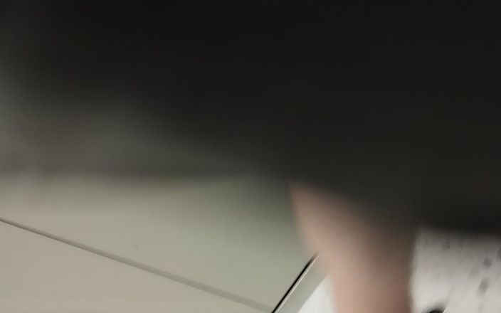 Bayer911: 在垃圾室里。拜耳
