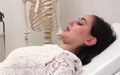 Yasmeena Pussy Spanking 0705