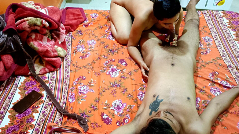 Kamini Bhabhi: Bhabhi Kamini sebenar berair menjilat dan kongkek pepek - lucah India