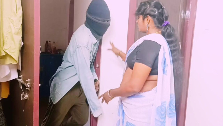 Telugu honey lips: Desi Secret Sex. Indian Housewife Cheating Hubby Secret Fucking Hubby...