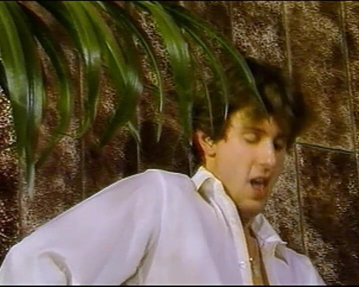 GERMAN PORN CLASSICS: Gandakan keseronokan