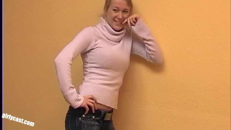 Girlycast: Teen anna zuerst nackt &amp; pinkshot