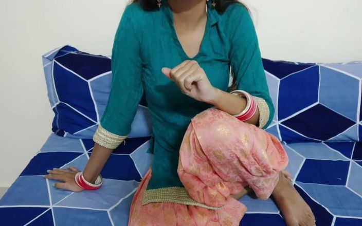 Saara Bhabhi: Hindi sexberättelse rollspel - het vacker MILF Bhabhi rollspel sex med...