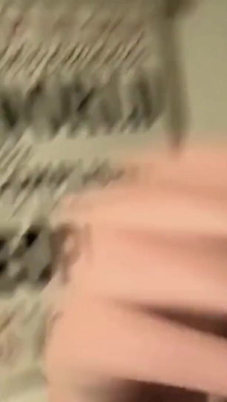 Real homemade BBW BBC porn: Sání mého palce prstění mé tlusté mokré kundičky