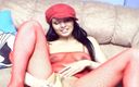 Radical pictures: केले के साथ सेक्सी लाल फिशेट लड़की