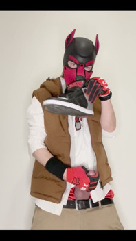 Sneaker Sniff