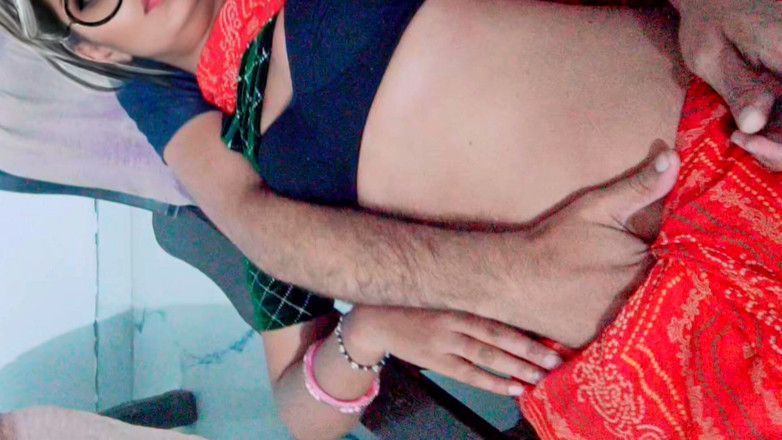 Beatricee: Showing Pussy and Milkey Boos.18 Year Old Hot Newly Married...