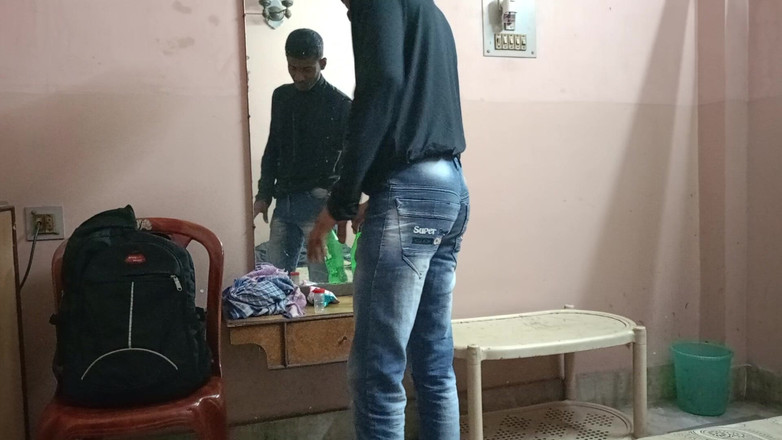 LinearOrnament35: Desi-jongen