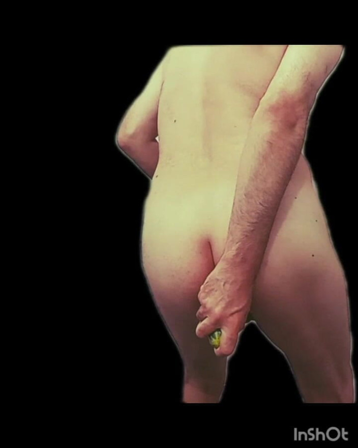 Ivykinky69: Veggies in Karl Hole