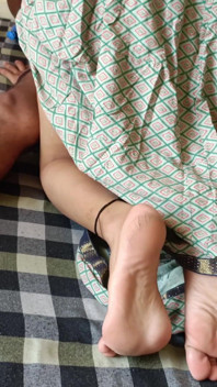 Seks anal buru-buru sama gadis maasi saat mereka berdua lagi sendirian di rumah