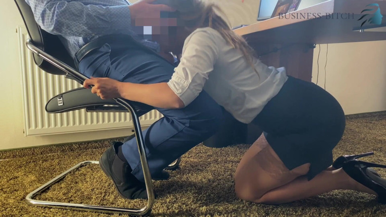Business Bitch: Secretary secret blowjob under the desk