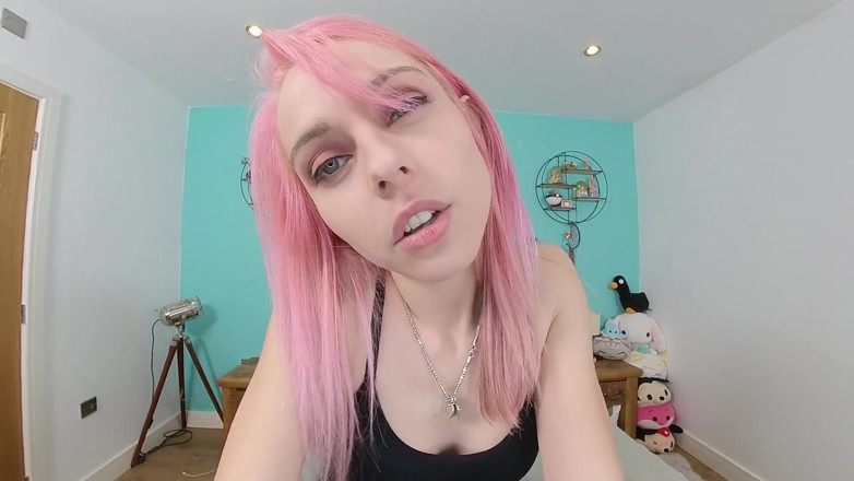 Jimmy Draws: Chloe Toy - dominatoare cu vibrator legat