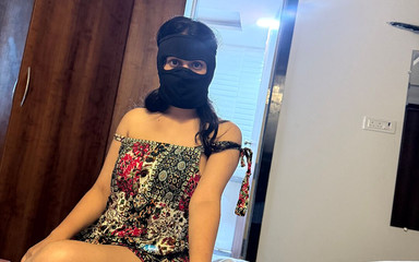 wildDesipair: 害怕的继妹和继兄睡一张床，最后以粗暴性爱结束