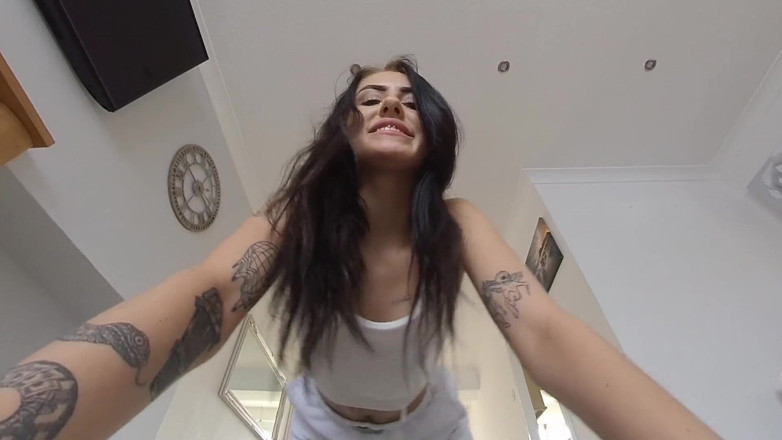 Jimmy Draws: Shay London - sentada en la cara