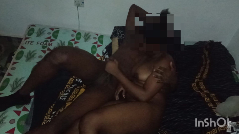 Cookie_001: Abang tiri madu di rumah bersendirian