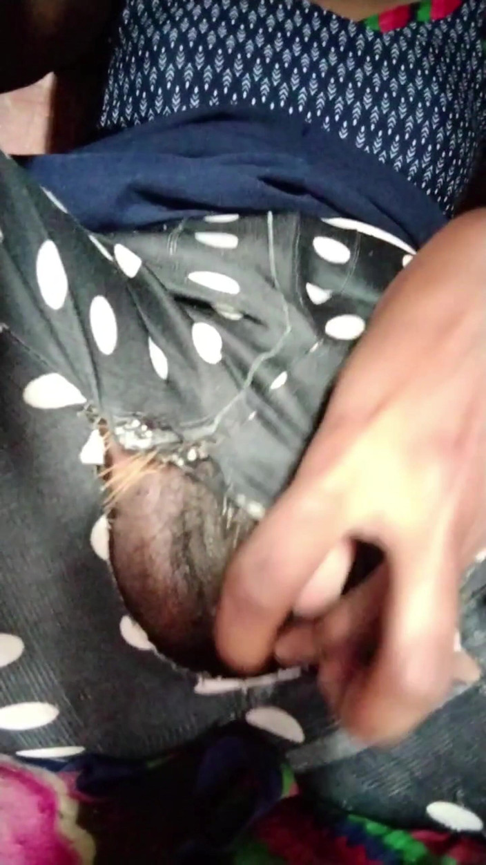 thick_mallu: 말레이시아 계모 Nisha Nair 의붓아들과 핫한 섹스