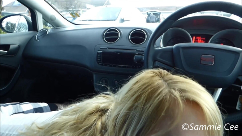 Sammie Cee: Hinterhältige supermarkt-parkplatz-blowjob