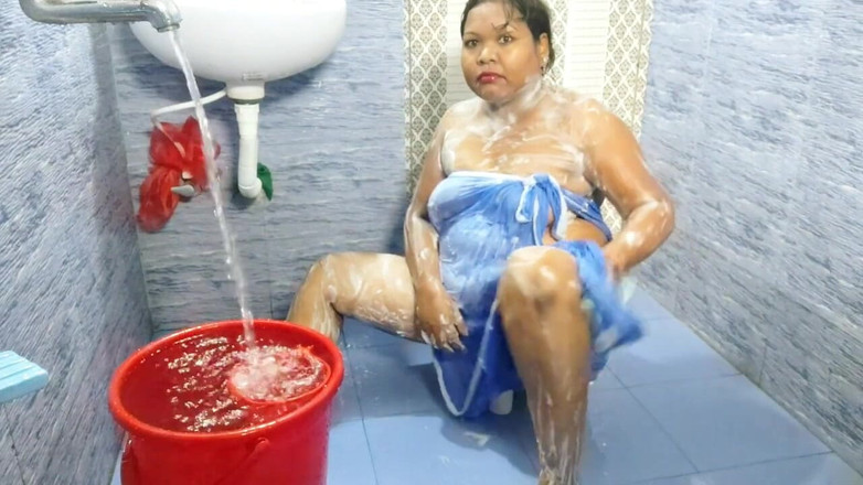 Sonam Official: Indická žena v domácnosti Sexy show 12